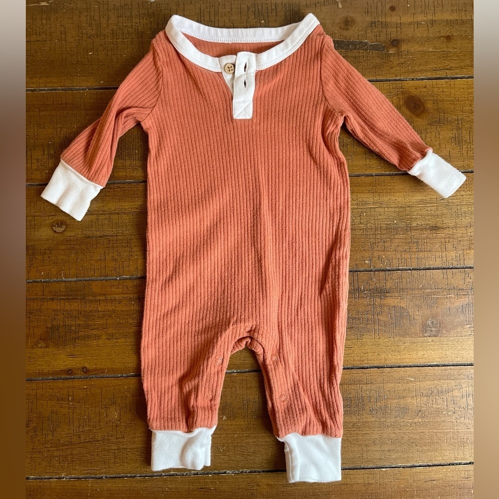 Cat & Jack Baby Ribbed Henley Romper – 0-3M‎